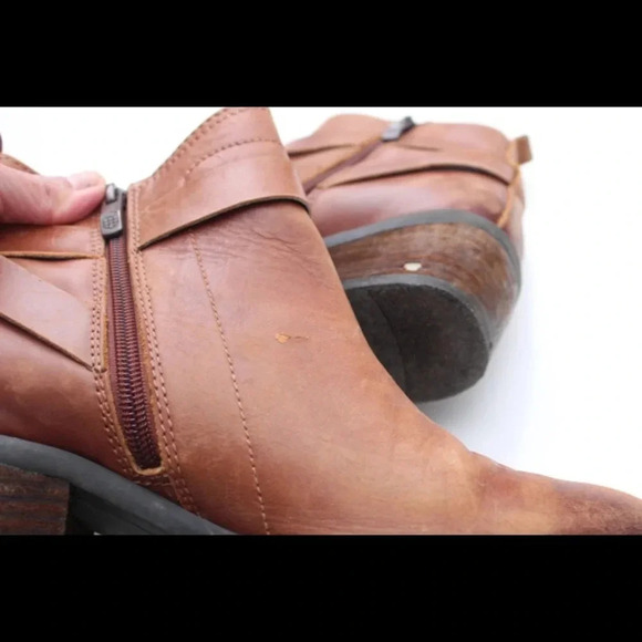 Vince Camuto Beamer ankle boots - Picture 12 of 14